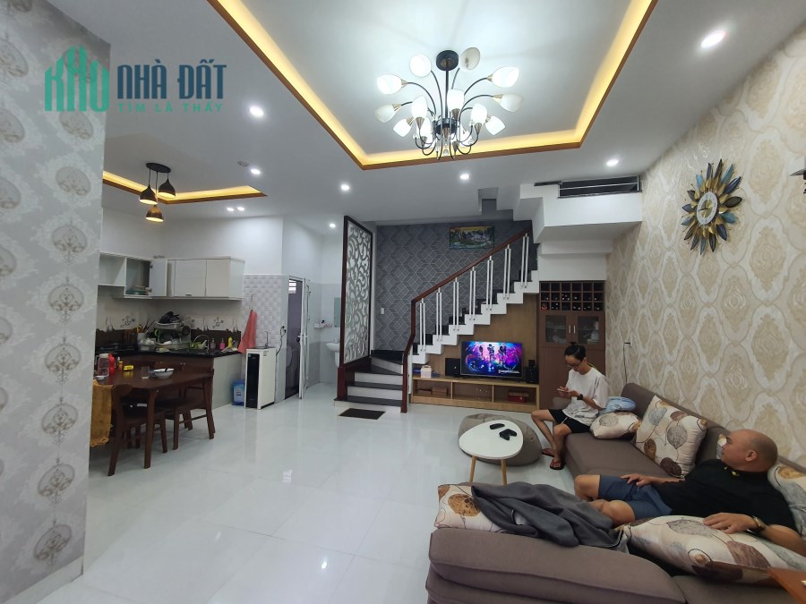 Cần bán nhà Kiêt Trường Chinh oto vào nhà,55m2x3tầng, Giáchỉ 3.2tỷ