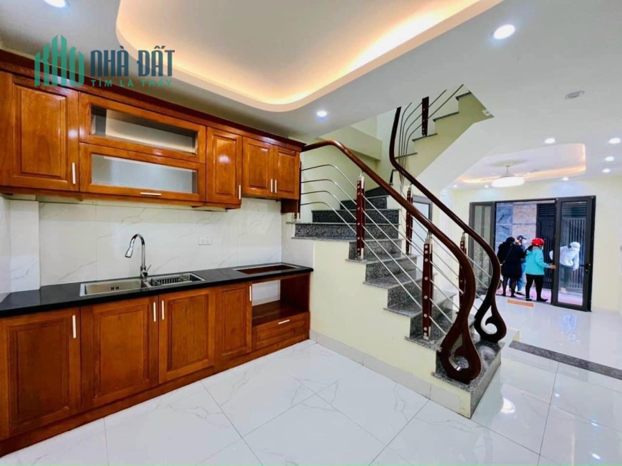 BÁN NHÀ Ô TÔ 7 CHỖ ĐỖ CỬA - CÁCH 15M Ô TÔ TRÁNH NHÀ Ở TRẠM BƠM YÊN NGHĨA HÀ ĐÔNG - Giá chỉ 2tỷ020tr