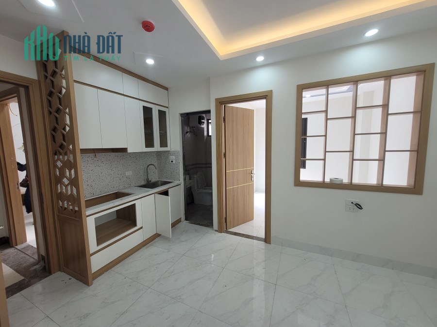 Chính chủ - bán chung cư Khâm Thiên, cảnh quan hồ sinh thái, 50m2, giá từ 985tr, full đồ