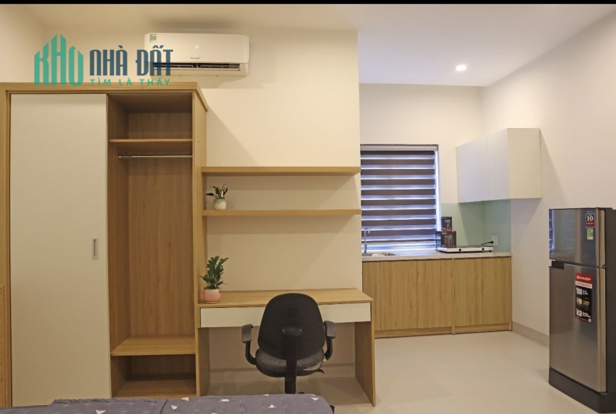 Bán toà căn hộ mặt tiền đường Lý Nhật Quang, Sơn Trà, 4 tầng, 152 m2, Ô tô đỗ, gần biển Mân Thái.