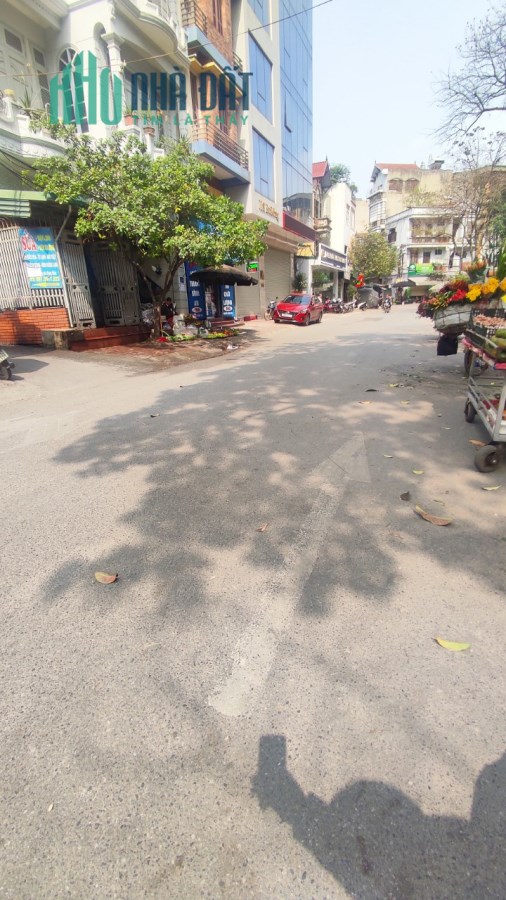 Bán nhà Ô TÔ - NGÕ THÔNG -KINH DOANH. Hàm Nghi  54m2 x mt 5.1m chi 6.8 tỷ.