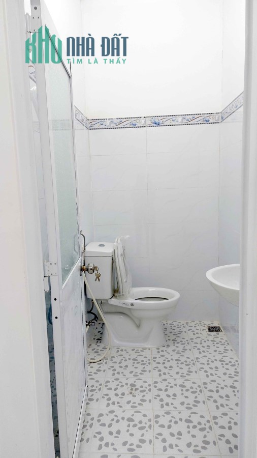 Bán nhà 96m2 HXH Gần Chợ Thủ Đức, Giá Rẻ, 2Tầng 4PN