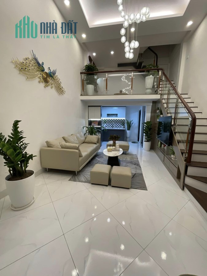 BÁN NHÀ PHỐ LẠC TRUNG - 35M - 4 TẦNG - 4,5 TỶ - TẶNG FULL NỘI THẤT