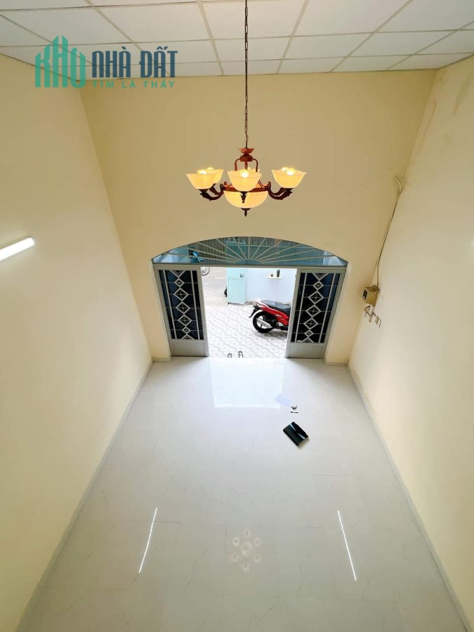 Bán nhà Rẻ Tôn Thất Thuyết Q4 Ngang 4,5 x14 m 2 tấm có 65 triệu m