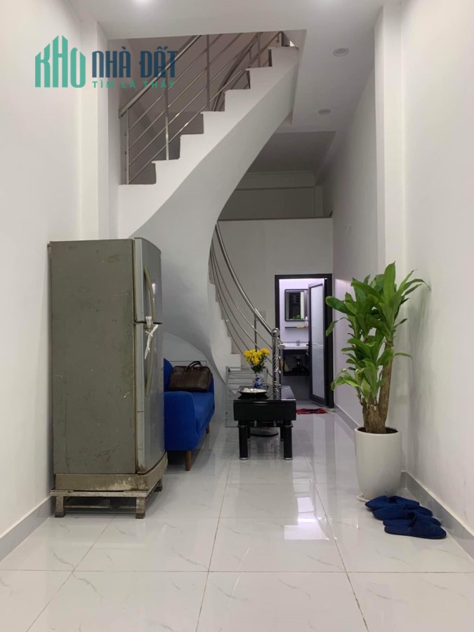 2.55 tỷ có ngay nhà Văn Hương-Tôn Đức Thắng-Đống Đa, mới đẹp, ở ngay, kinh doanh nhỏ