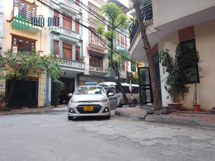 Phân lô Đền Lừ, Hoàng Mai - Kinh doanh Văn phòng 90Mx4 Tầng giá 16.5 Tỷ