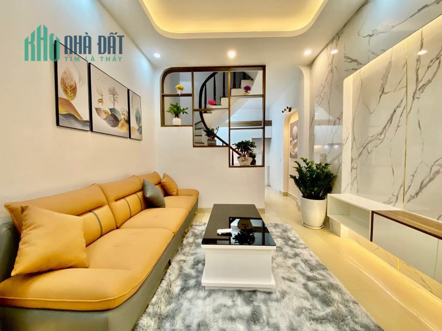 BÁN NHÀ PHỐ BÀ TRIỆU HBT 35M2X5 NHỈNH 3 TỶ 3 THOÁNG.