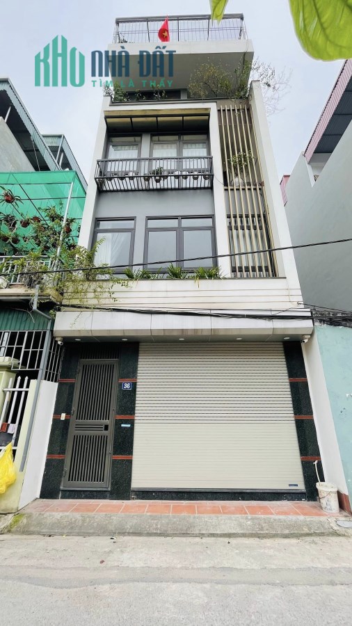 Bán nhà Nguyễn Văn Cừ, Long Biên, 4 tầng, 50m2, GARA ÔTÔ. KINH DOANH đỉnh. Chỉ hơn 5 tỷ. 0983311014