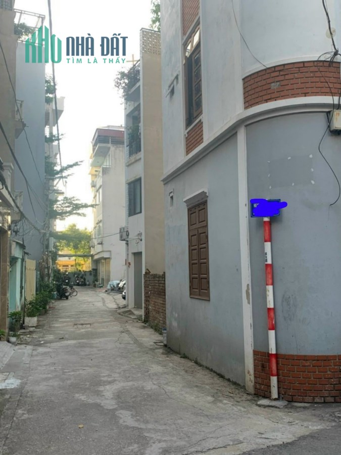 Bán Đất Phố Trạm, Ngõ Rộng Thông, Ôtô Đổ Cổng, 10m Ôtô Tránh, 38m2, MT 4,5m, Nhỉnh 2,3 Tỷ