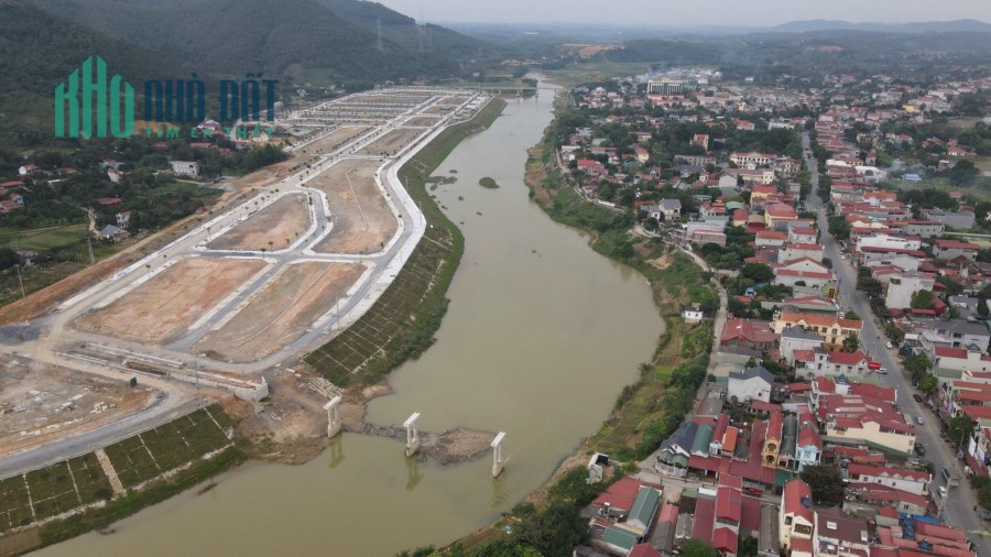 Chính chủ Cần Tiền Gấp bán Cắt Lỗ 800 Tr lô đất dự án Thanh sơn Riverside Giá 12.6tr/m2.
