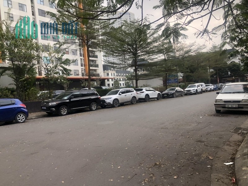 Bán siêu phẩm Lacasta Văn Phú, Hà Đông, view chung cư, kinh doanh đỉnh, 85m2, 17 tỷ