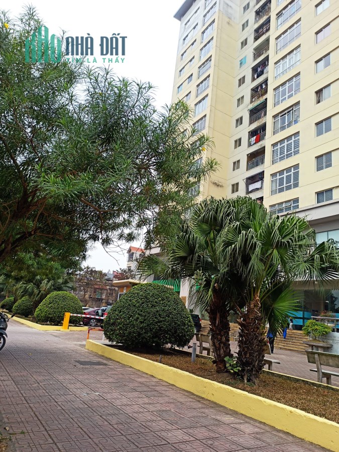 Bán gấp chung cư Việt Hưng 85m2, 2 ngủ,  đủ Nội Thất. LH: 0983311014
