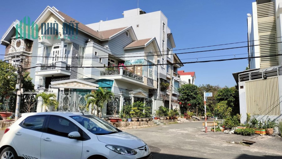 BÁN NHÀ BIỆT THỰ MẶT TIỀN NB TẠ QUANG BỬU QUẬN 8, NGANG 7X20, 3 TẦNG, 139 M2, 11 TỶ 8.