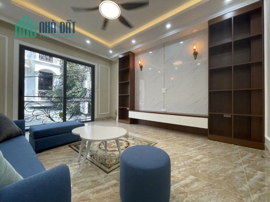Phân lô Ngọc Thụy, Long Biên, 60m x 4,5 tầng, MT 4m, ô tô