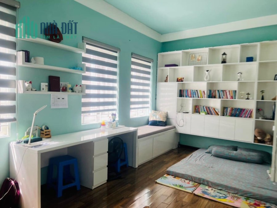 Bán nhà phố Nguyên Hồng, 3 bước ô tô tránh, DT35m2 x 6T, MT4m. 0338080356