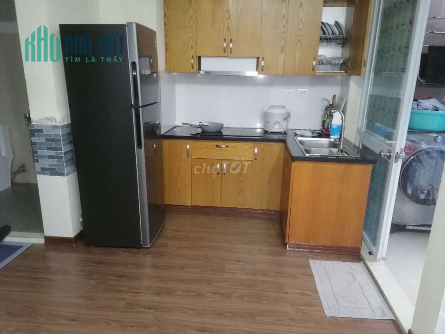 Cần bán căn cc HUD sổ đỏ chính chủ nội thất cơ bản tại Bằng Liệt, Hoàng Mai
