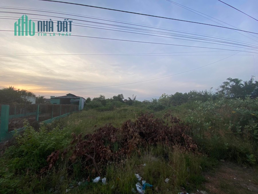 bán đất mặt tiền Quốc Lộ 1a giá chỉ 5tr mét Ninh An Ninh Hoà lh 0985451850 Xuân Xuyên