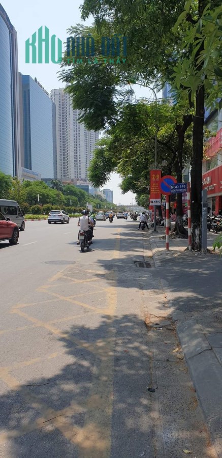 Nhà phố Trần Duy Hưng vị trí đẹp ngõ thông, ô tô vào nhà, kinh doanh