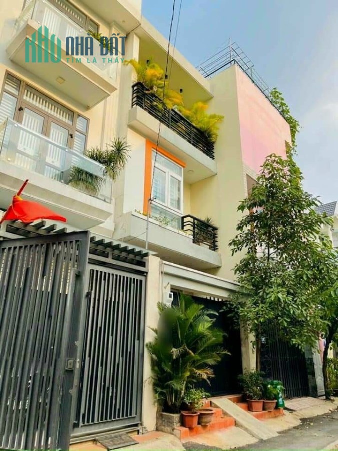 Nhà 3 tầng , khu đẹp đường 22 Linh Đông Thủ Đức, dt 80m2 giá 6,5 tỷ