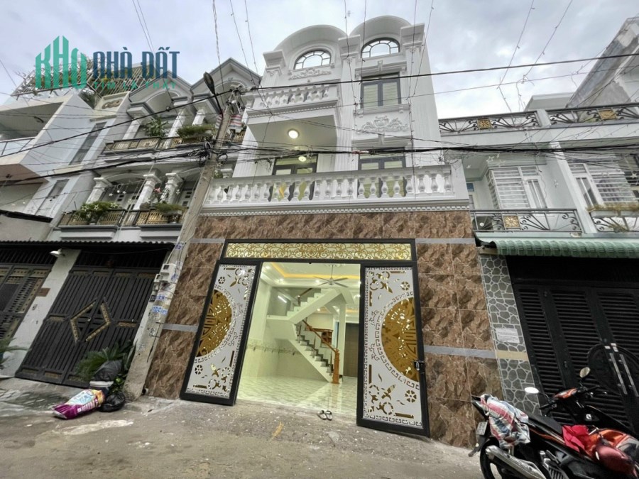 Bán nhà P. Tân Chánh Hiệp 4 Lầu có gara để xe.