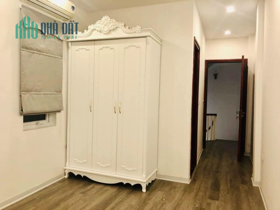 Bán nhà đẹp đường Bà Triệu, Q.Hà Đông 36m2, MT 4m giá nhỉnh 3 tỷ.