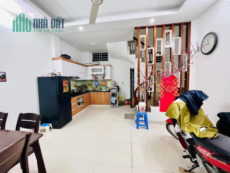 NHÀ 5 TẦNG, ĐẸP Ở NGAY, GẦN PHỐ, PHÚ THƯỢNG, TÂY HỒ