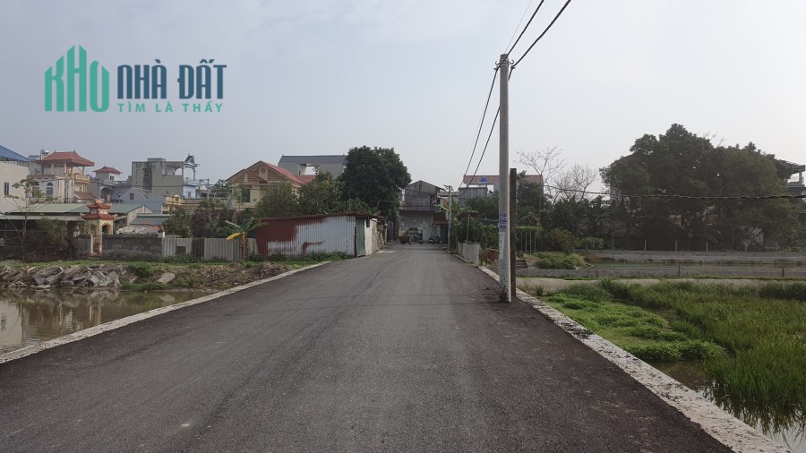 Bán đất Dũng Cảm Tự Trung Ứng Hòa Hà Nội 150m2, giá 1,3 tỷ, mặt tiền 7m