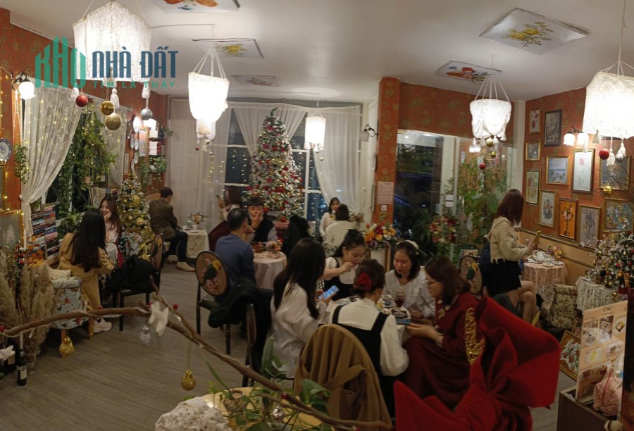 Sang nhượng quán trong hình Đường Đê La Thành nhỏ, quận Đống Đa Hà Nội