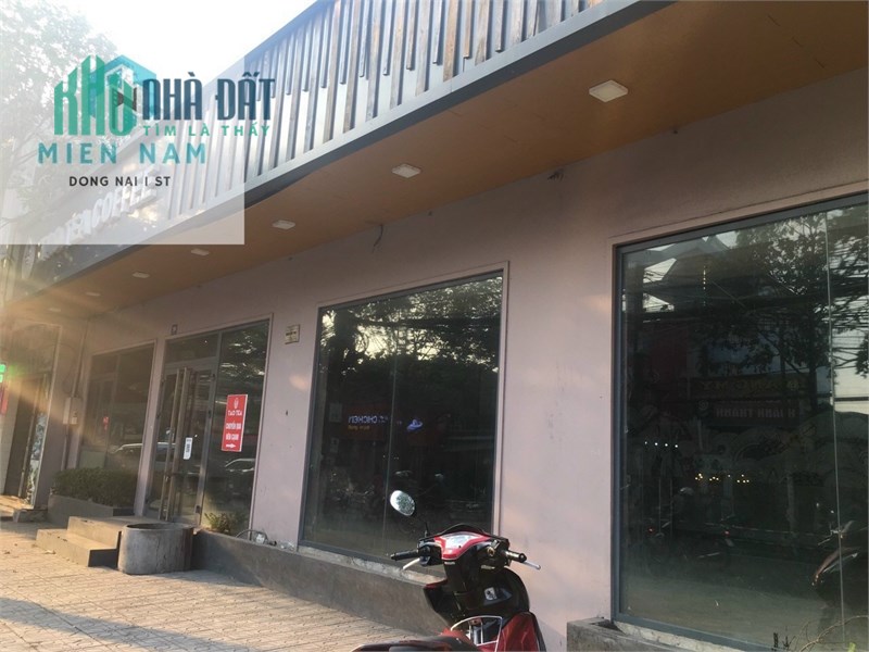 Cho thuê mặt bằng đường Nguyễn Aí Quốc. Cấu trúc mb trống suốt, vị trí kinh doanh đắc địa