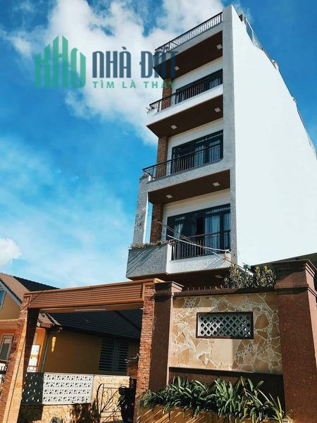 Bán nhà mặt tiền Cổ Loa P2 Đà Lạt có 9 căn hộ kinh doanh