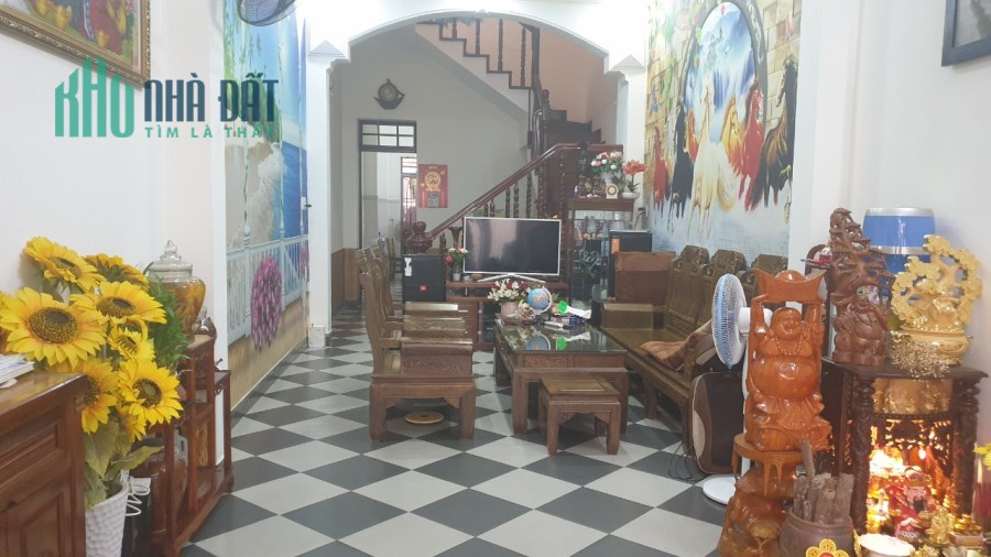 Nhà Biệt Thự Sau Bến Xe, 240m2, 3 tầng, ngang 11,4m, đẹp, nhỉnh 7 tỷ