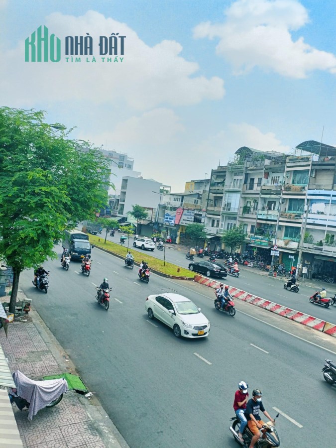 Bán nhà Mặt tiền Hồng Bàng - Ba Tháng Hai, 50m2, 3 Tầng, 4 PN - 3 WC, 11.5 tỷ