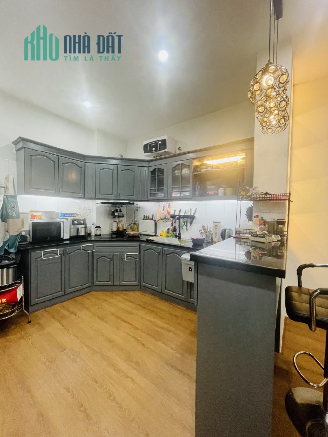 Bán nhà đẹp ở luôn Kim Ngưu, HBT, 36mx5Tx3PN, ngõ nông, KD, ô tô vòng quanh, 6.5 tỷ. 0366051369