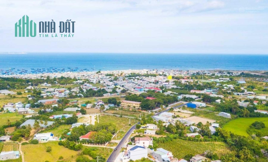 Đất nền thổ cư ven biển Liên Hương, Bình Thuận. Gía chỉ từ 5 triệu/m2, đường 29m.