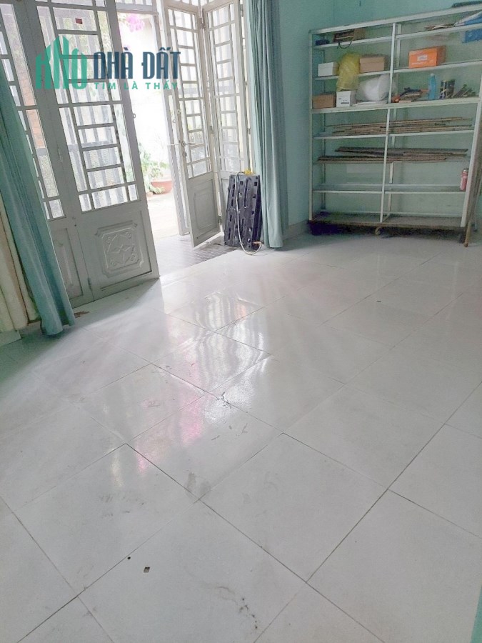 Nhà DT lớn 70M2,  Tăng Nhơn Phú B, Q9   giá chỉ 3,5 Tỉ TL