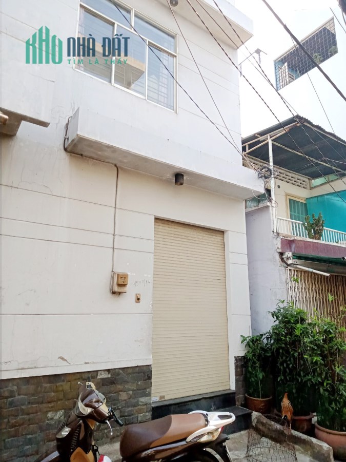 Nhà thuê nguyên căn HXH thông Dạ Nam P3 Q8 15 Triệu/Tháng