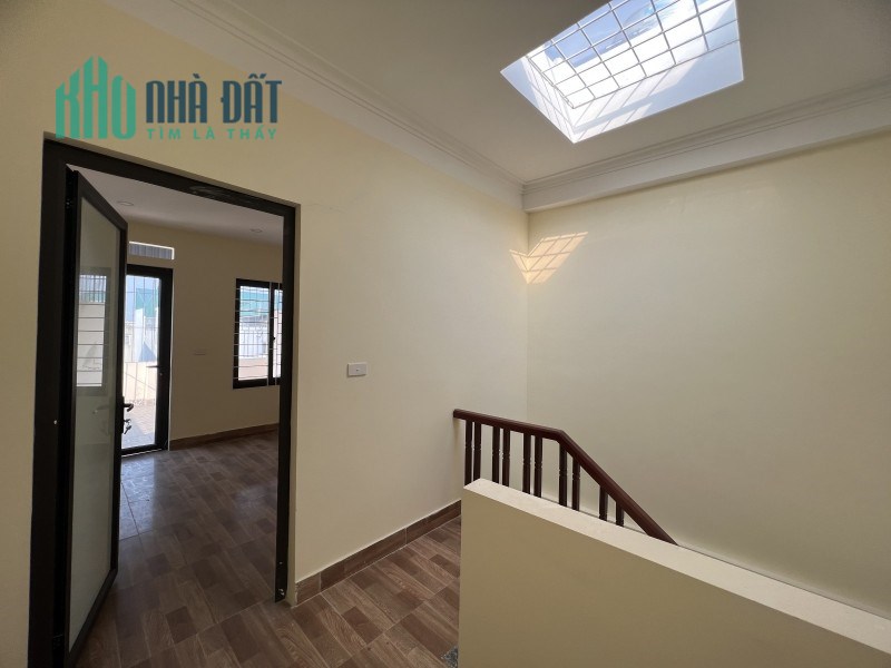 Bán nhà Thịnh Quang 50m2 x 5T, MT 3.3m, 4.5 tỷ, lô góc lh 0966037496