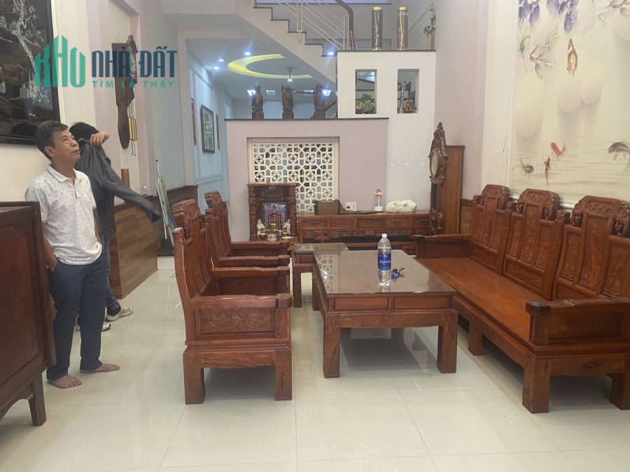 Nhà giảm 500 tr, 85M2 HXH DS16 3 Tầng, NTCC, hơn 5 tỷ
