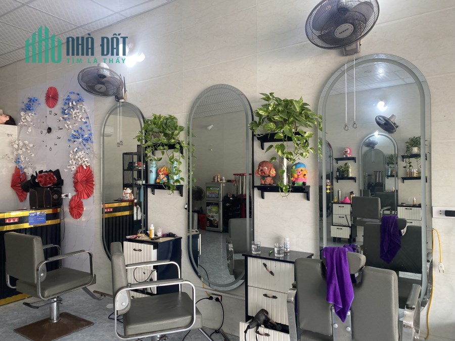 SANG NHƯỢNG SALON TÓC ĐƯỜNG 92 NGUYỄN VĂN TRỖI - PHƯỜNG BẾN THỦY - THÀNH PHỐ VINH