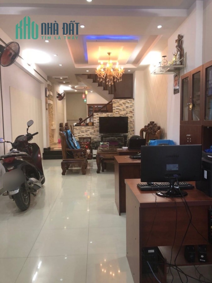HẺM XE TẢI - SỔ VUÔNG VỨC - SIÊU RẺ
đường số 9 bình hưng hoà 74m2 3 tầng