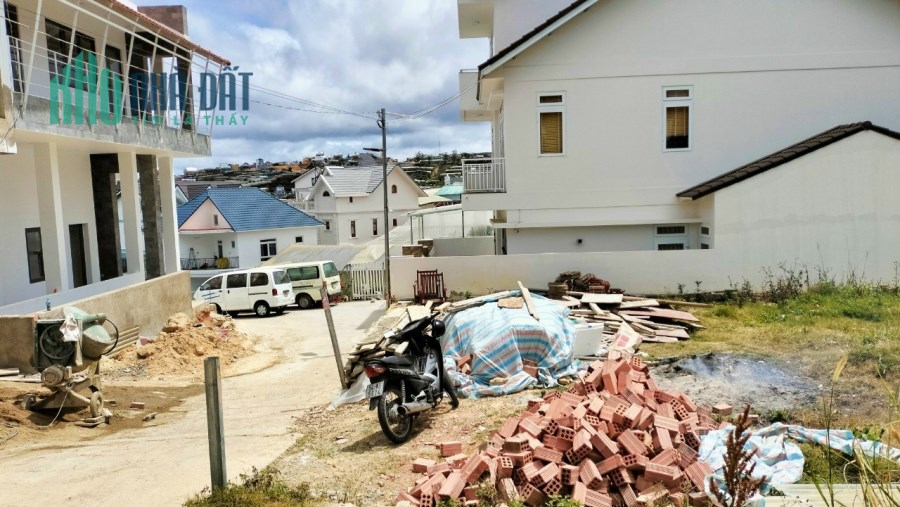 Lô đất xây dựng trên đường Nam Hồ, Phường 11, TP. Đà Lạt, giá bán 8,6 tỷ