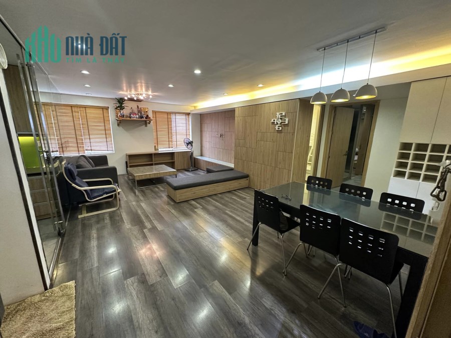 Bán Chung Cư Phương Liệt Giải Phóng 102m2 sàn 3 ngủ, 2 vs, full đồ ở ngay giá chỉ 3.75 tỷ