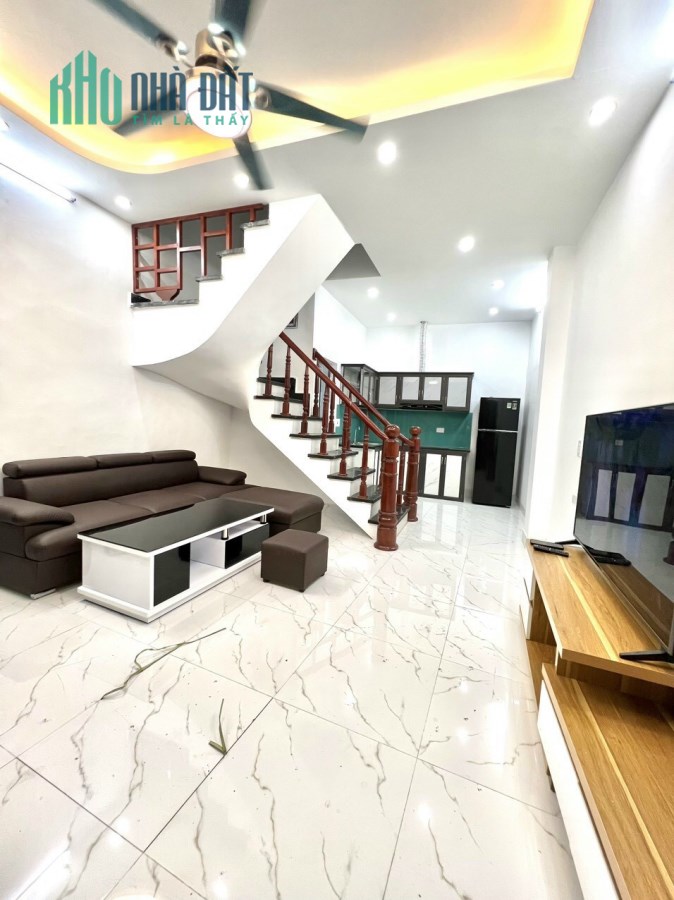 Bán nhà riêng Vĩnh Tuy Hai Bà Trưng D T 40 m2 x 4 tầng Sổ đỏ 3,5 tỷ