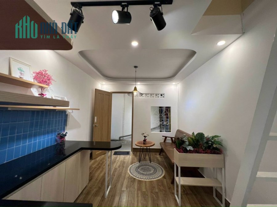 Nhà bán đường Nguyễn Văn Công P3 Gò Vấp, gần sân bay, giá chỉ 2.3 tỷ