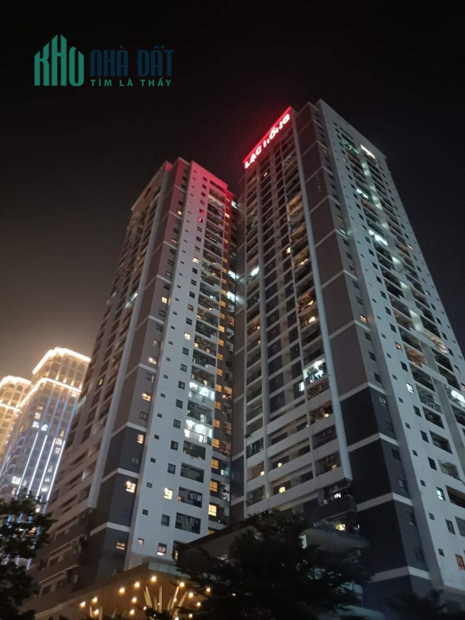 CĂN HỘ CHUNG CƯ LẠC HỒNG,TÂY HỒ, NHÀ ĐẸP, ỐP GỖ PƠ MU, TẶNG NỘI THẤT CAO CẤP.