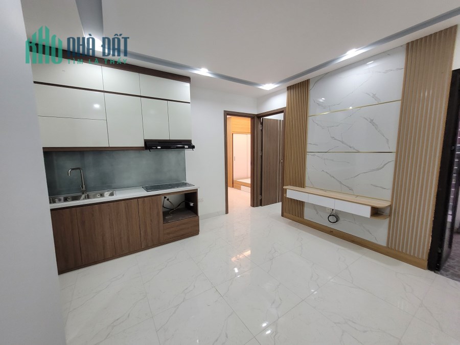 Bán chung cư mini Nguyễn Chí Thanh, chỉ xách vali về ở, sổ vĩnh viễn, 50 m2, giá từ 800 tr