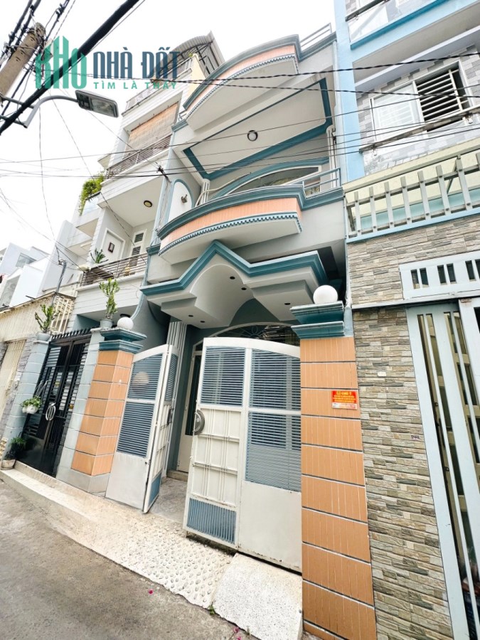 Nhà nở hậu hẻm ô tô đường Âu Dương Lân P3Q8. Giá 6,1 tỷ TL