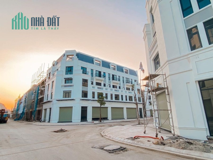 Liền kề, Shophouse, Biệt Thự La Emera Hạ Long ra hàng giá chỉ 6.4 tỷ/lô,chuẩn bị bàn giao,CK 4%,có