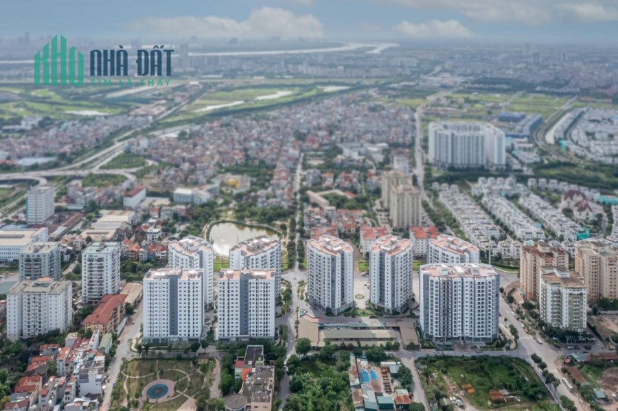 Căn 2PN + 1 có 2 ban công view bể bơi, chiết khấu lên đến 6%, HTLS 0% 12 tháng, giá chỉ từ 3, x tỷ