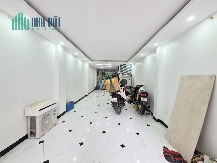 Cần Tiền BÁn Gấp Nhà 4,5T Yên Nghĩa Ô tô ĐỖ cửa Kinh doanh nhỏ nhỉnh 2ty